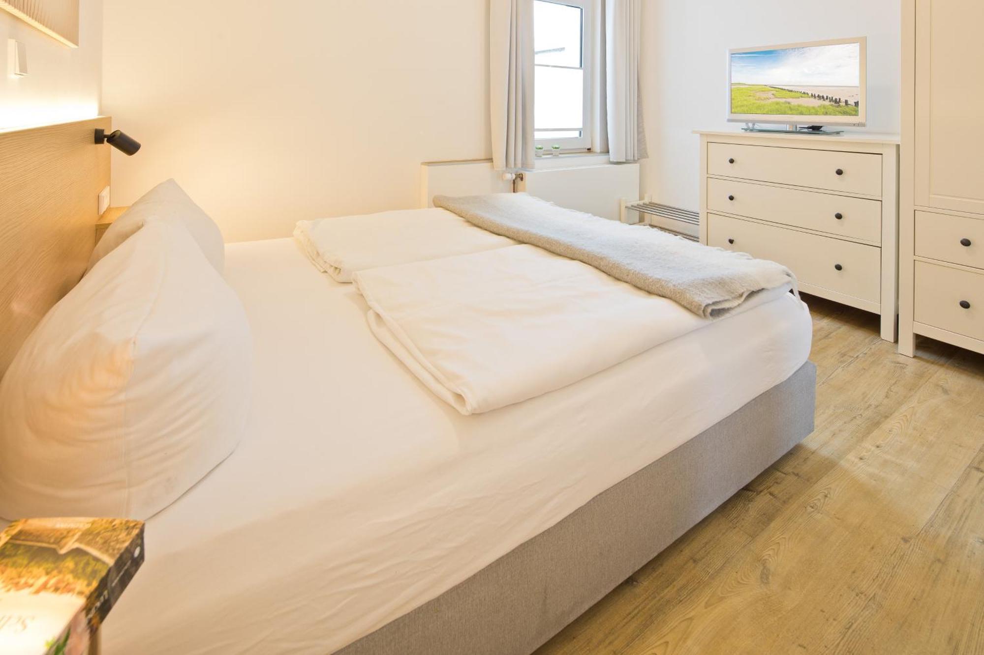 Haus Menno Janssen - Ferienwohnung Bella Norderney Ngoại thất bức ảnh